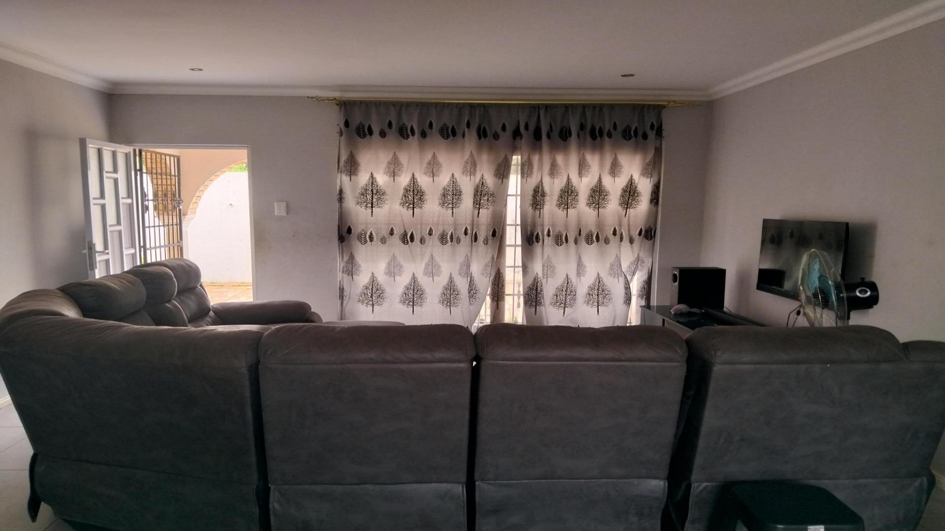 Lounges of property in Ntuzuma