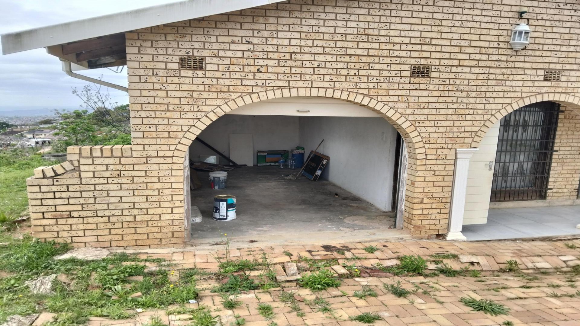 Garage of property in Ntuzuma