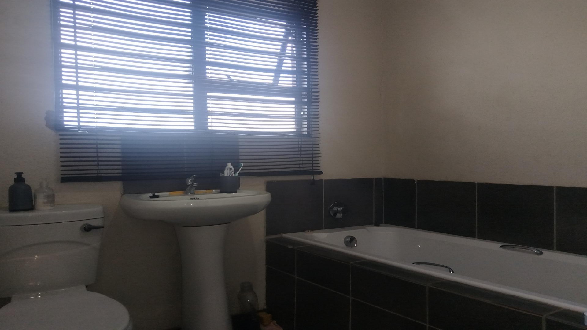 Bathroom 1 of property in Evaton West