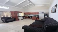 Kitchen of property in Queenstown
