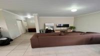 Lounges of property in Amalinda