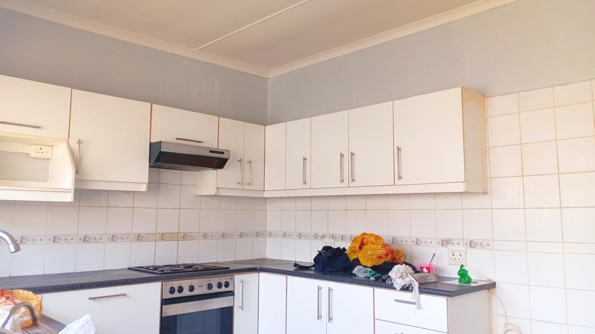  of property in Saldanha