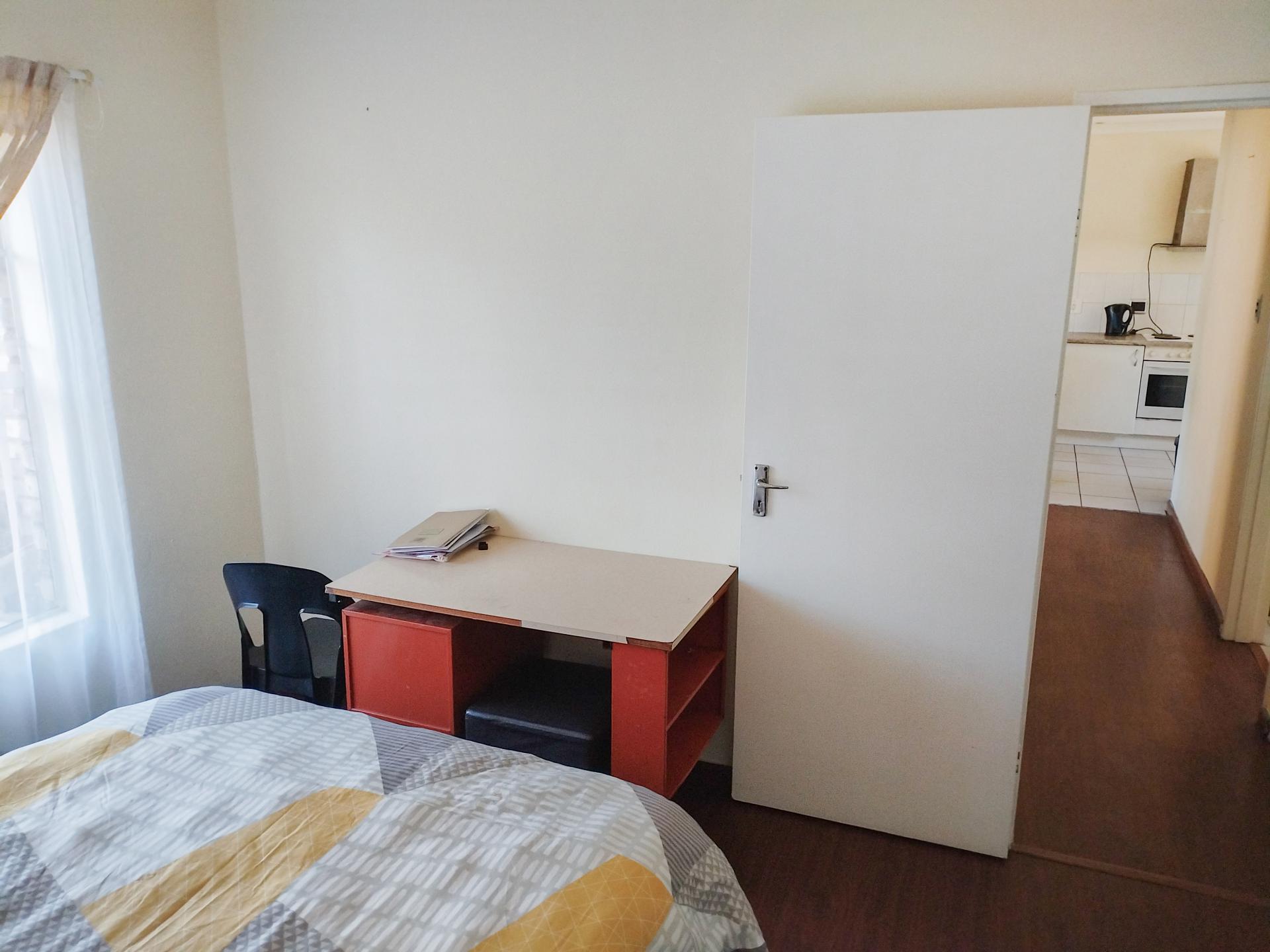 of property in Helderkruin