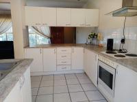  of property in Helderkruin