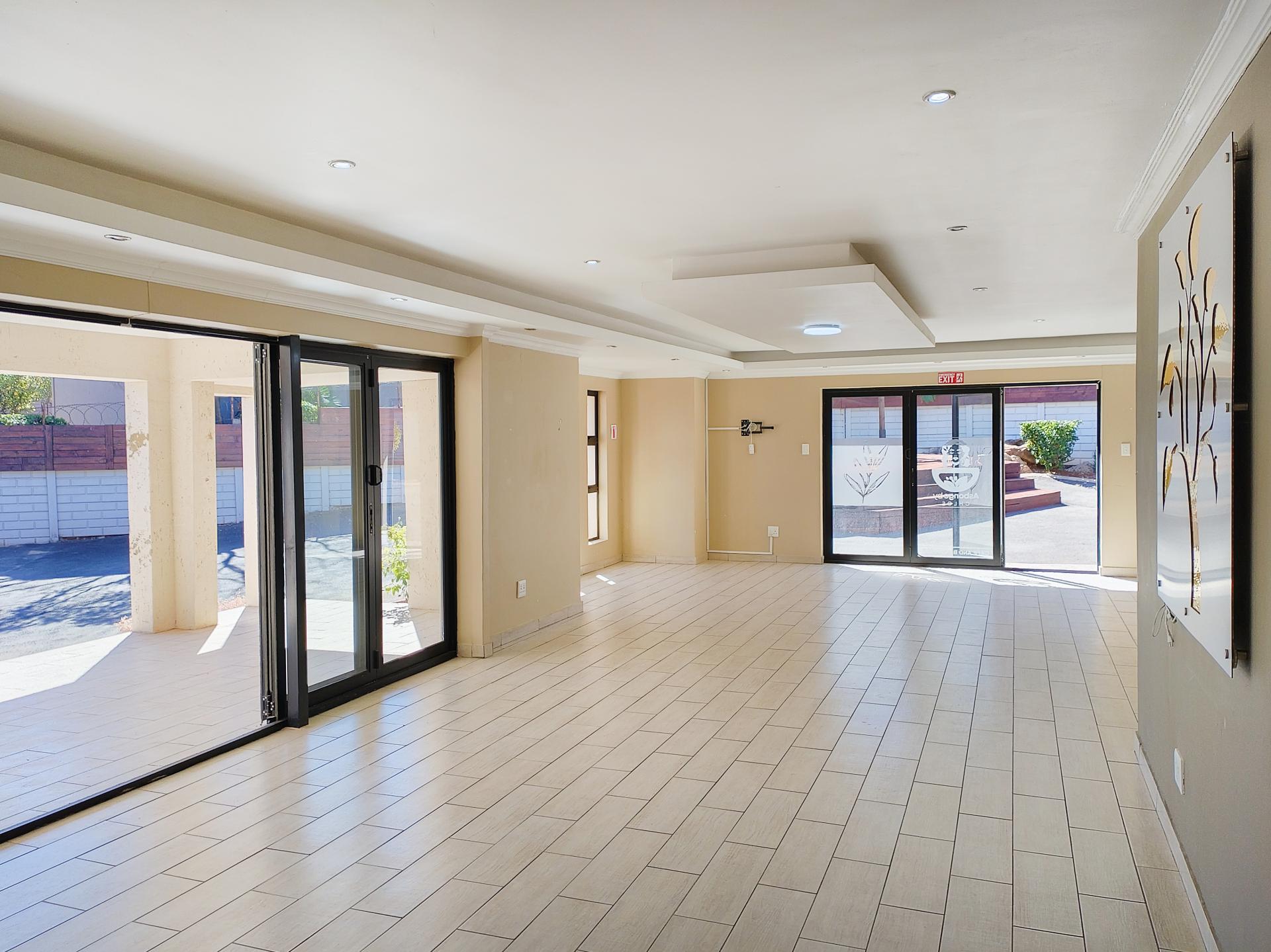  of property in Helderkruin