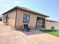  of property in Klippoortjie AH