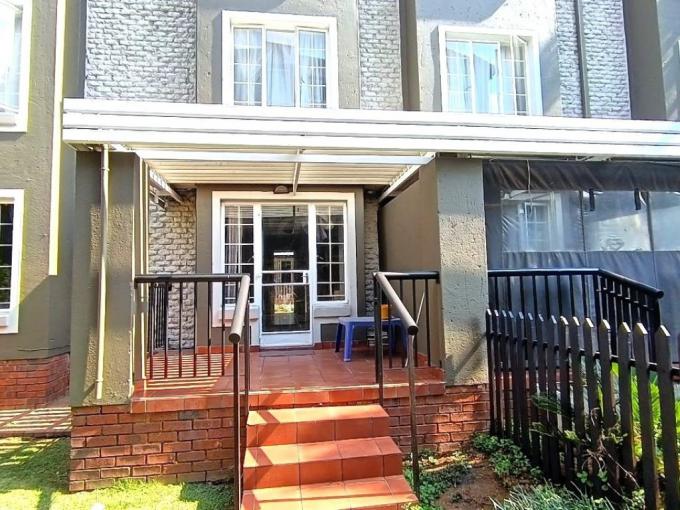 2 Bedroom Apartment for Sale For Sale in Castleview - MR724309