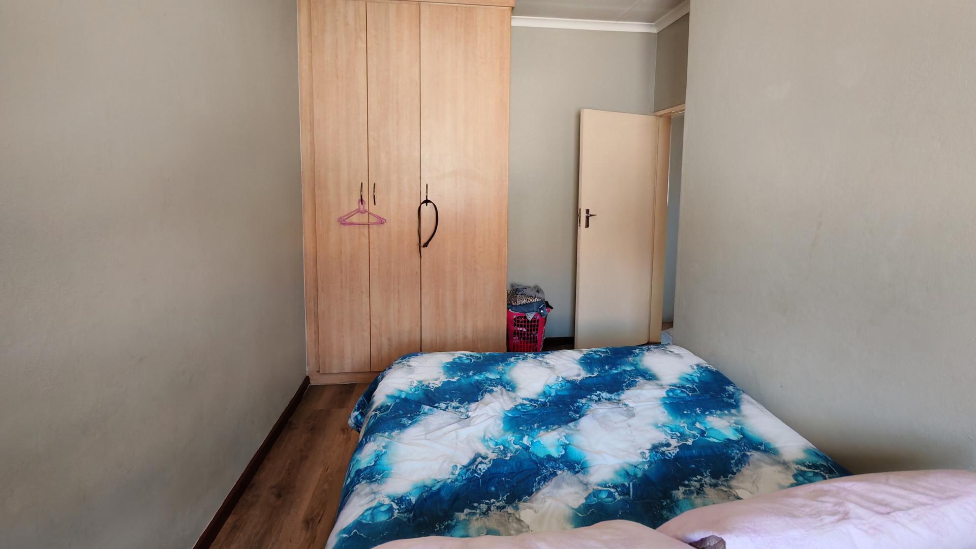 Bed Room 1 of property in Claremont
