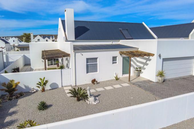 4 Bedroom House for Sale For Sale in St Helena Bay - MR724346