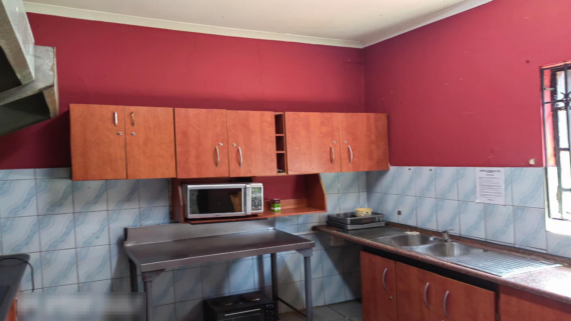 Kitchen of property in Bertrams