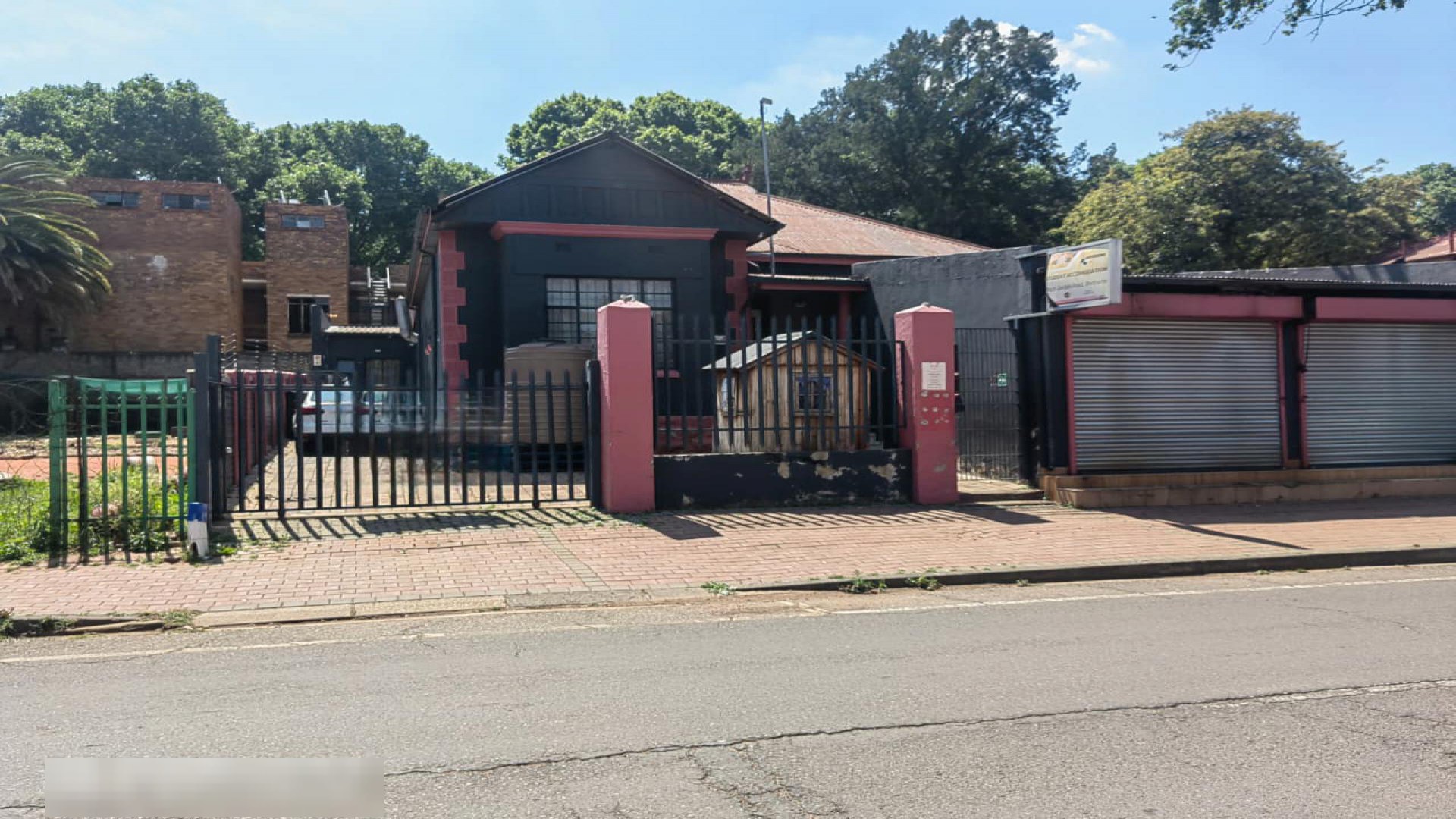 Front View of property in Bertrams