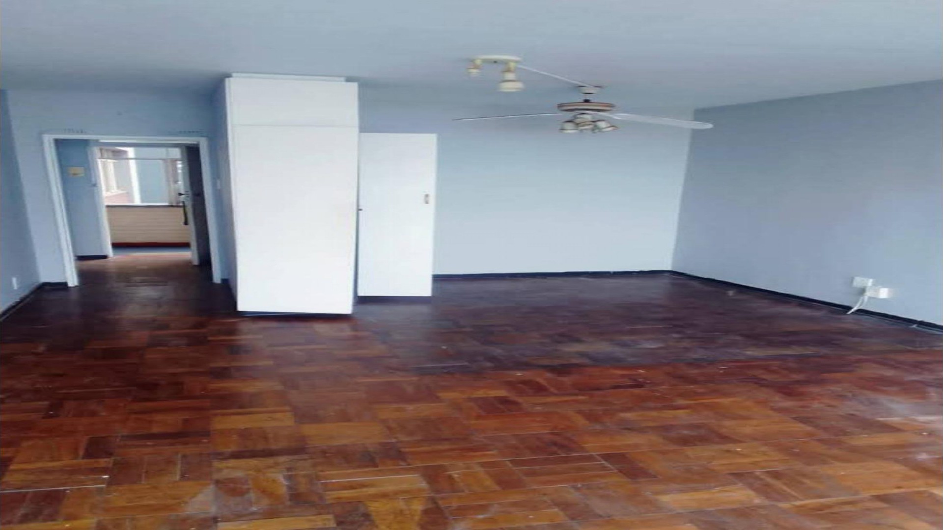 Bed Room 1 of property in South Beach