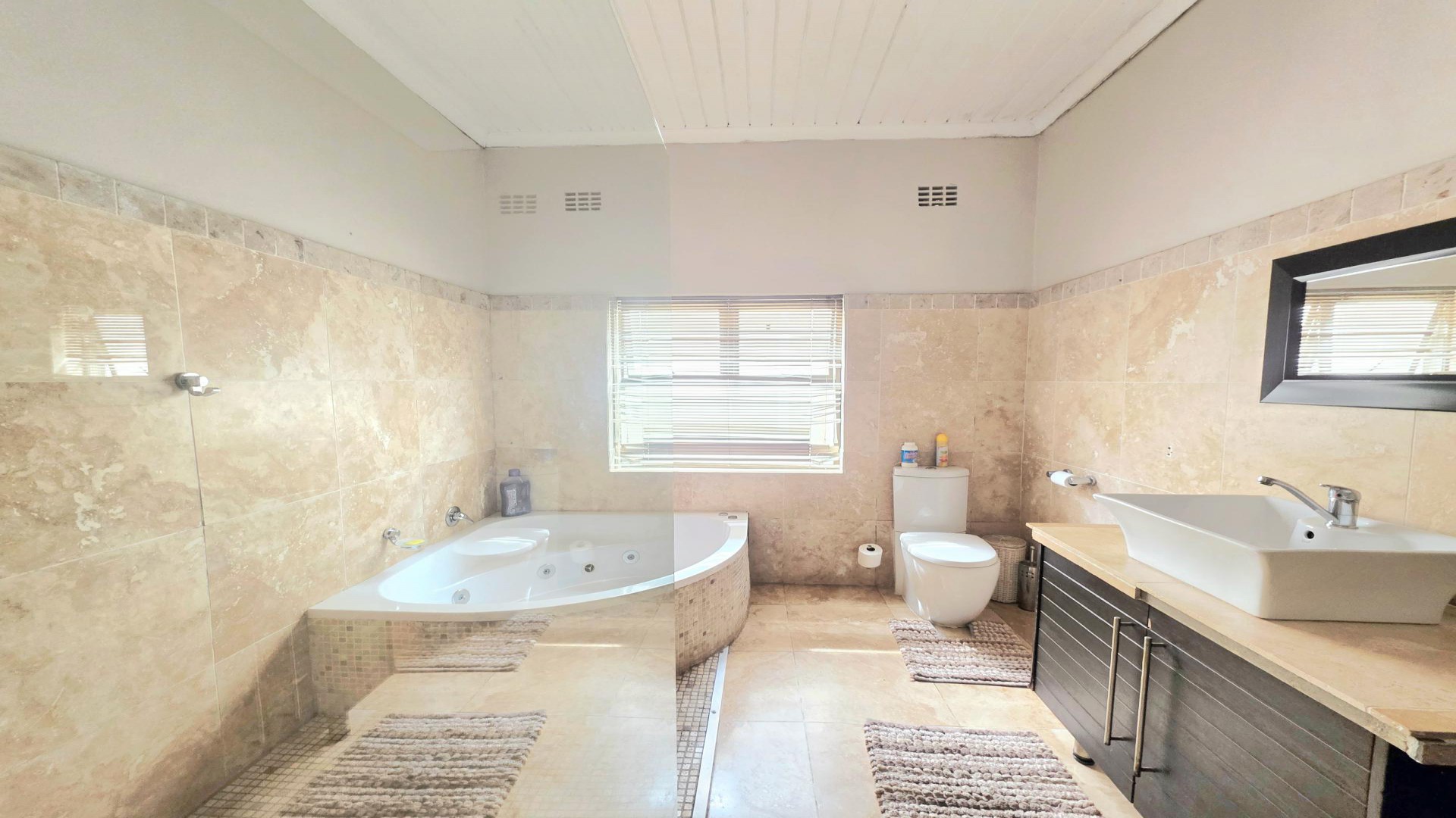 Bathroom 1 of property in Vincent
