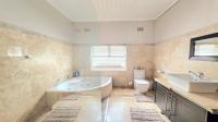 Bathroom 1 of property in Vincent