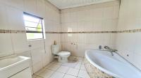 Bathroom 2 of property in Vincent