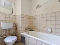  of property in Sunnyside