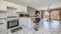 Kitchen of property in Radiokop