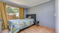 Bed Room 1 of property in Radiokop