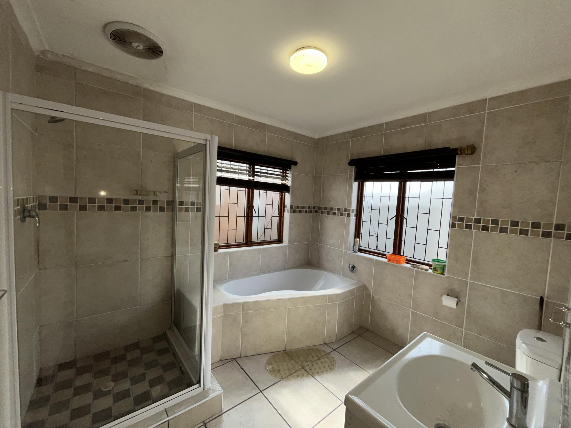  of property in Parklands