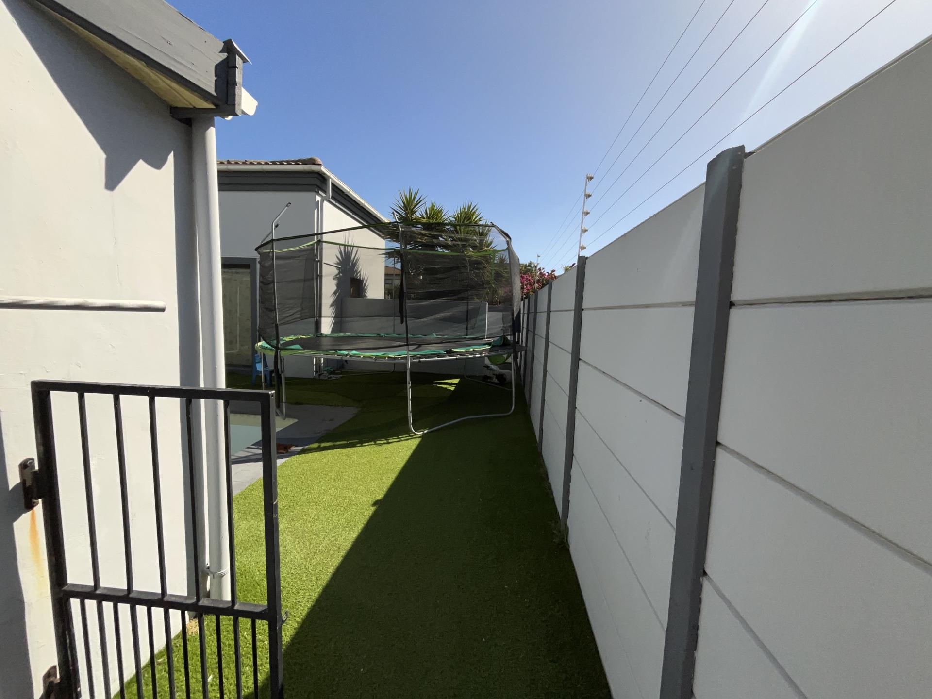  of property in Parklands