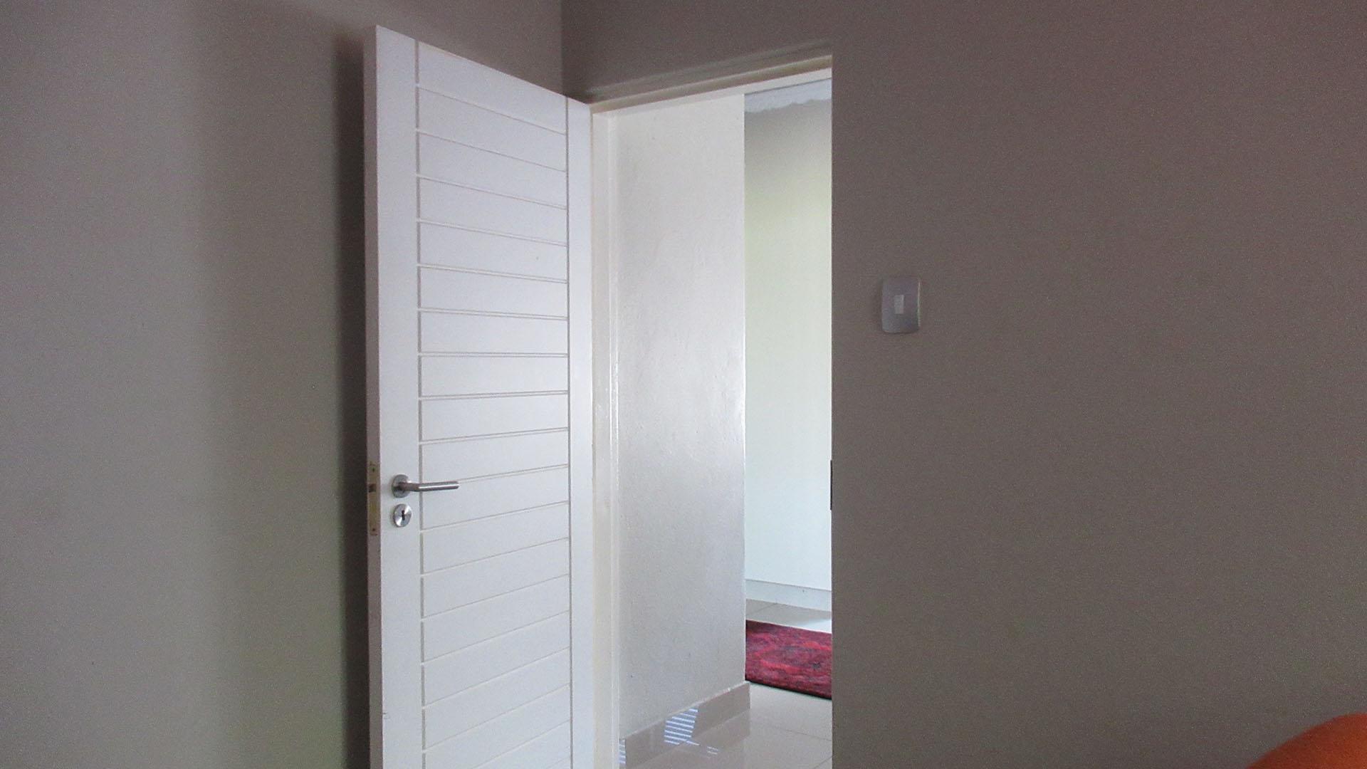 Store Room - 17 square meters of property in Rangeview
