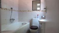 Bathroom 2 - 6 square meters of property in Rangeview