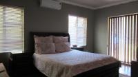 Main Bedroom - 31 square meters of property in Rangeview