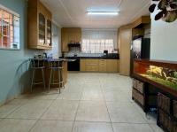  of property in Linmeyer