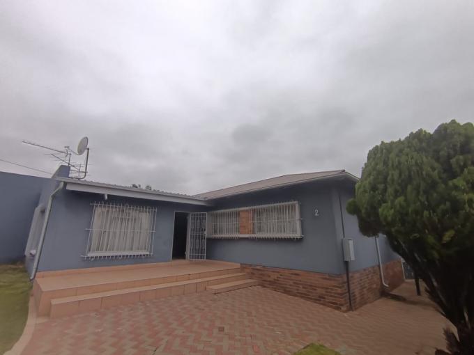 3 Bedroom House for Sale For Sale in Lindbergh Park - MR724482