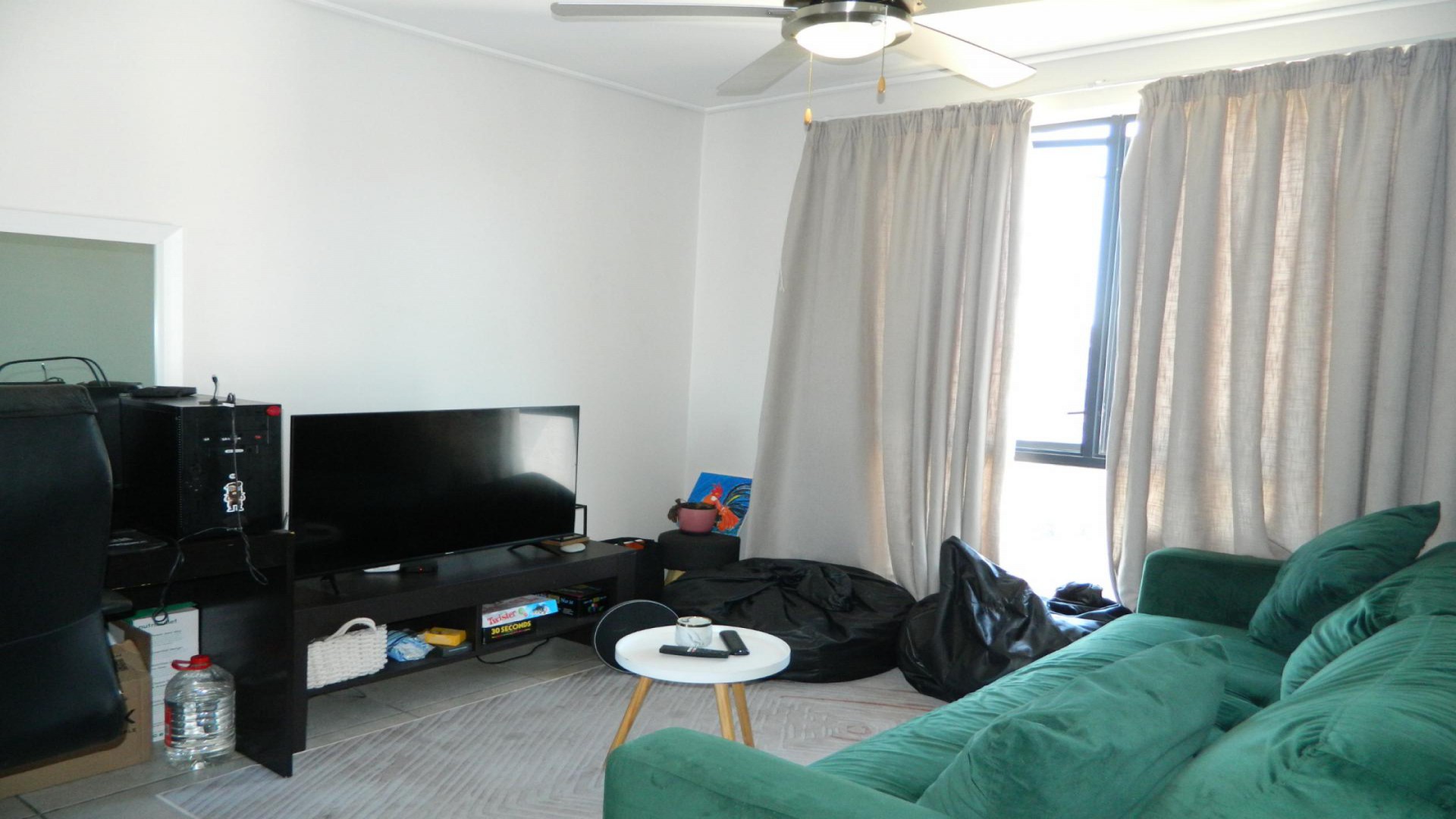 Lounges of property in Bellville