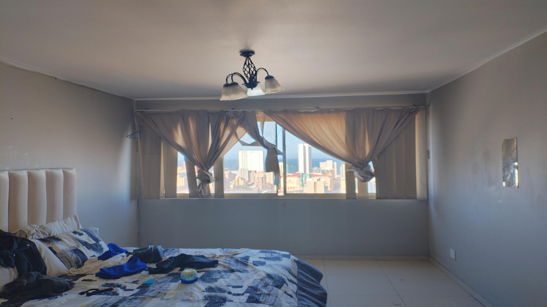 Bed Room 2 of property in Durban Central