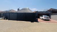 Front View of property in Heatherview