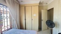 Bed Room 2 of property in Heatherview