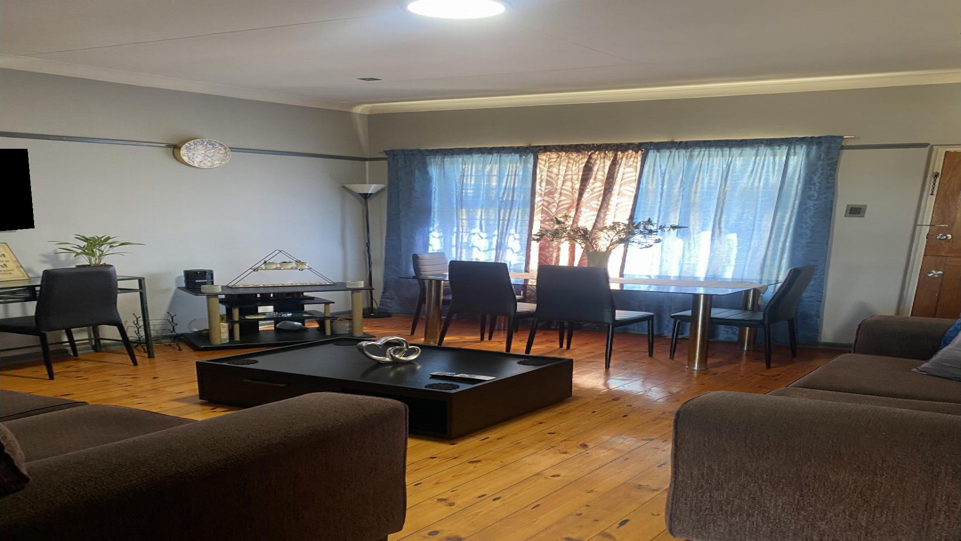 Lounges of property in Algoa Park