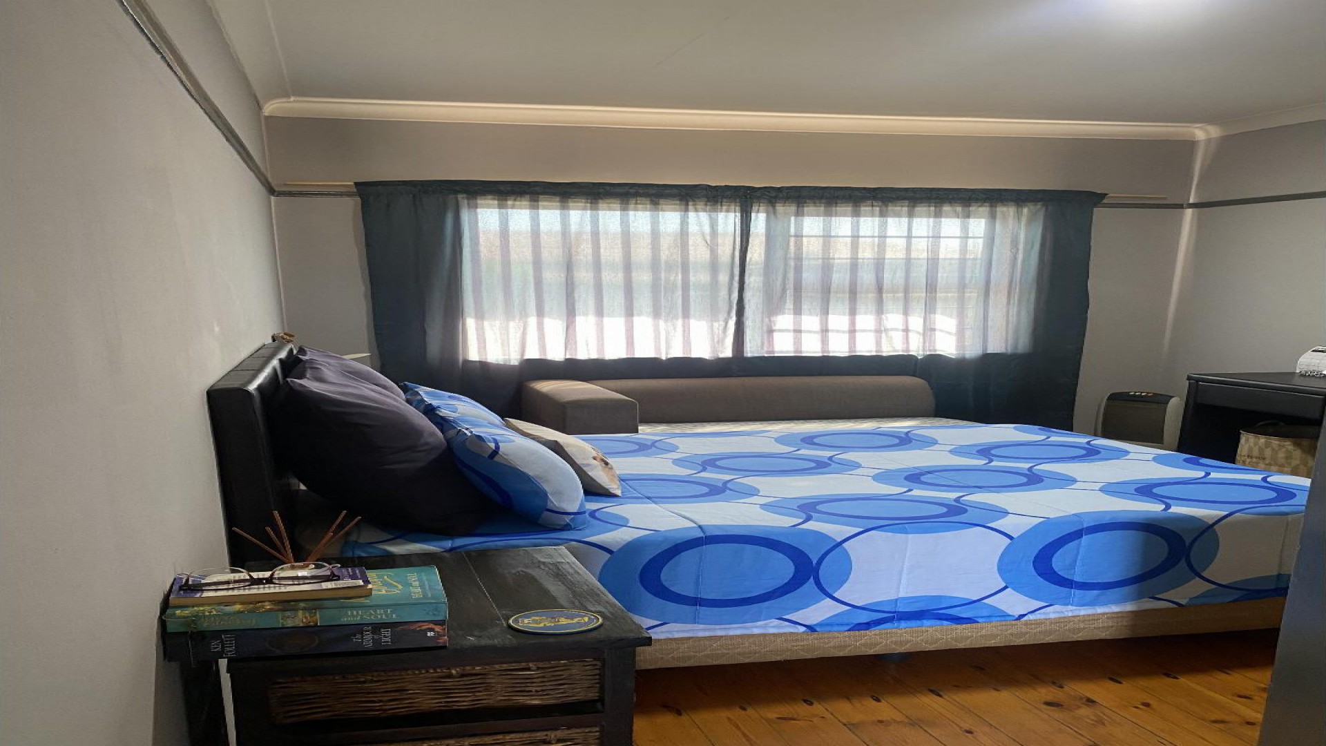 Bed Room 1 of property in Algoa Park