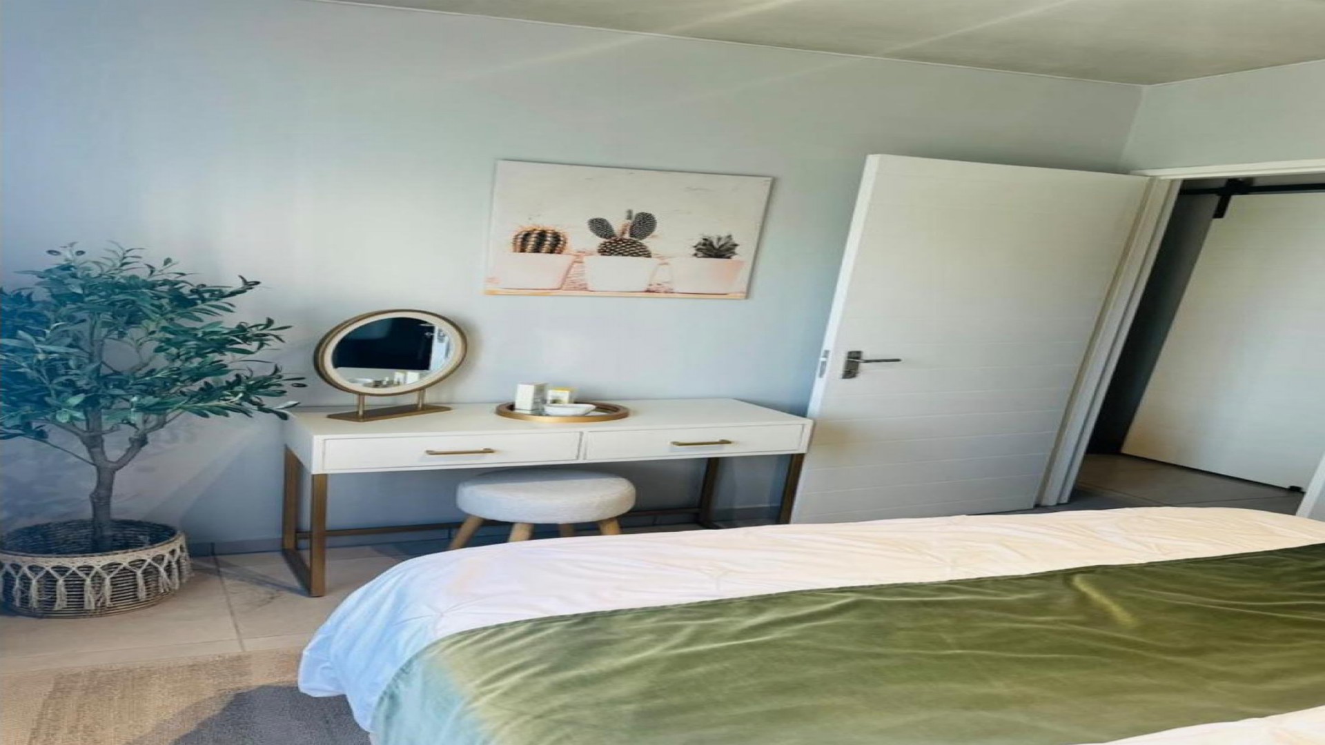 Bed Room 2 of property in South Hills