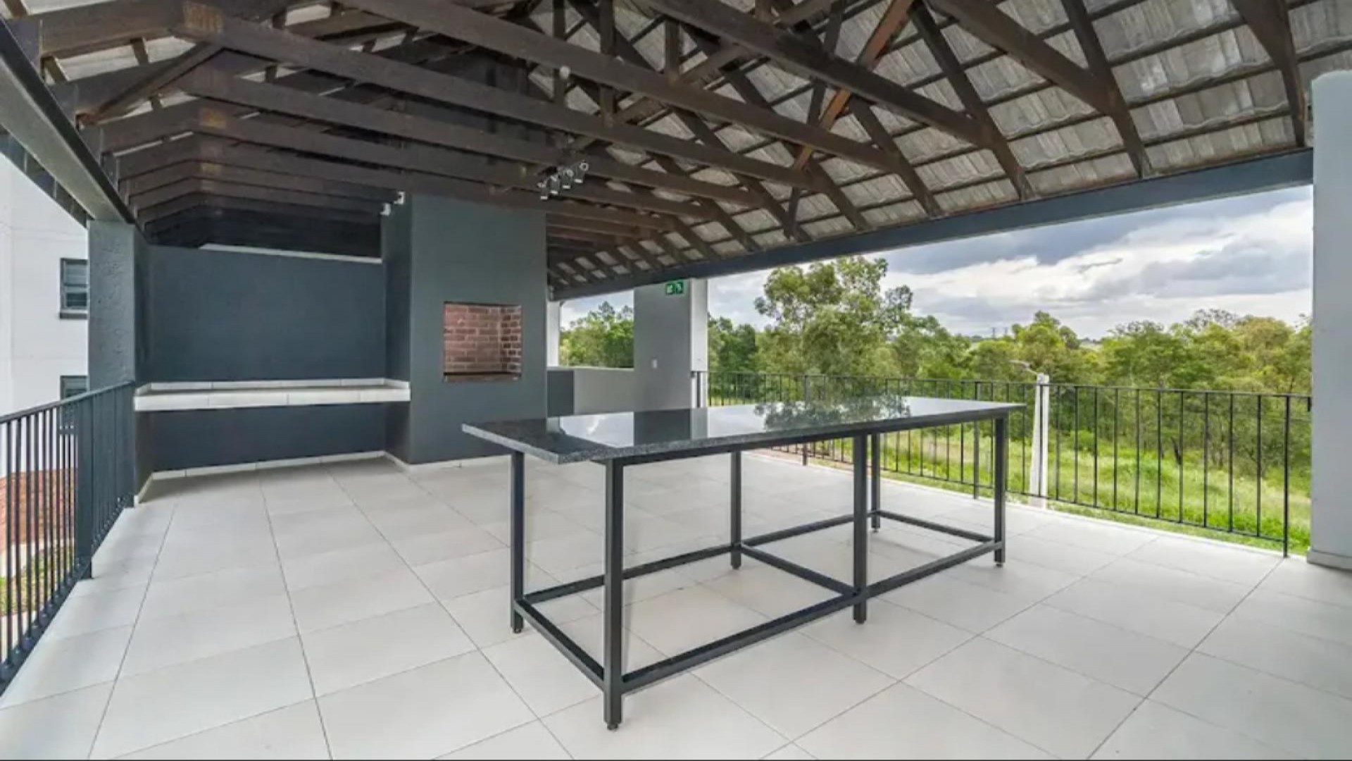 Entertainment of property in South Hills