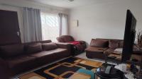 Lounges of property in Corlett Gardens