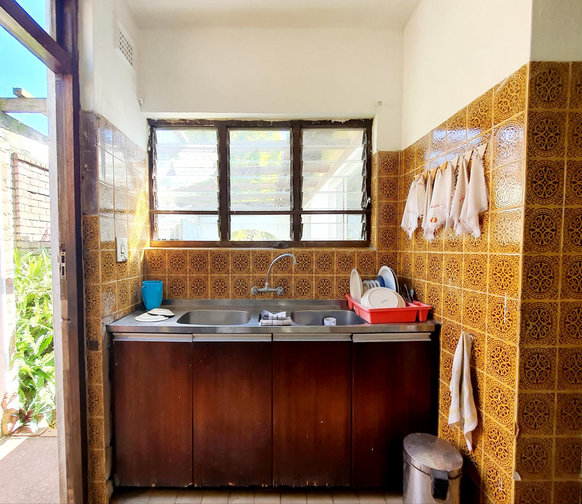  of property in Montclair (Dbn)