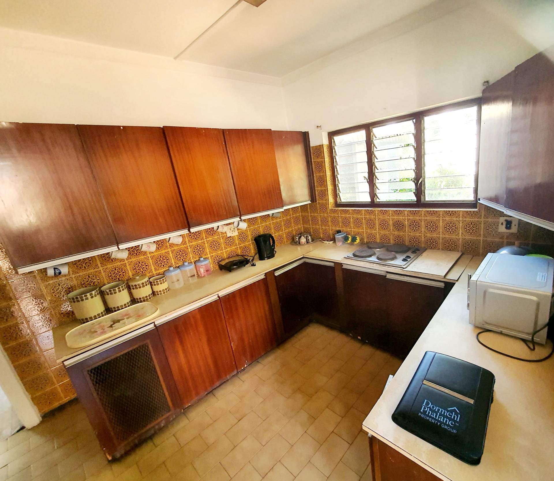  of property in Montclair (Dbn)