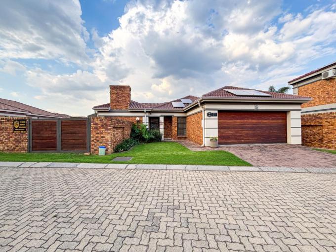3 Bedroom Simplex for Sale For Sale in Alberton - MR724566