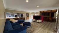 Lounges of property in Kloof 