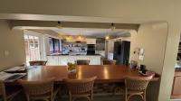Dining Room of property in Kloof 