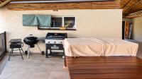 Patio of property in Elspark