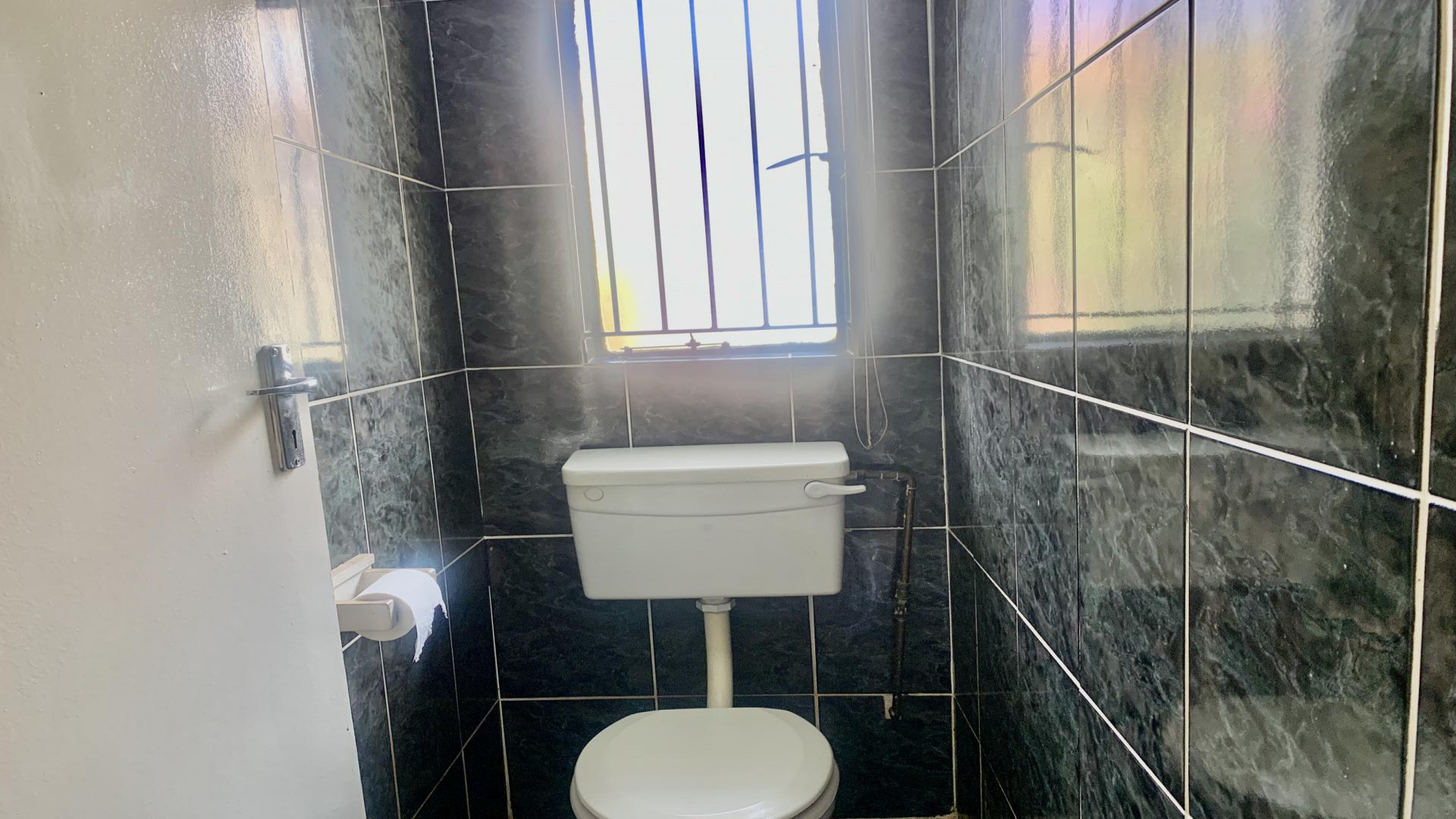 Bathroom 1 of property in Naturena