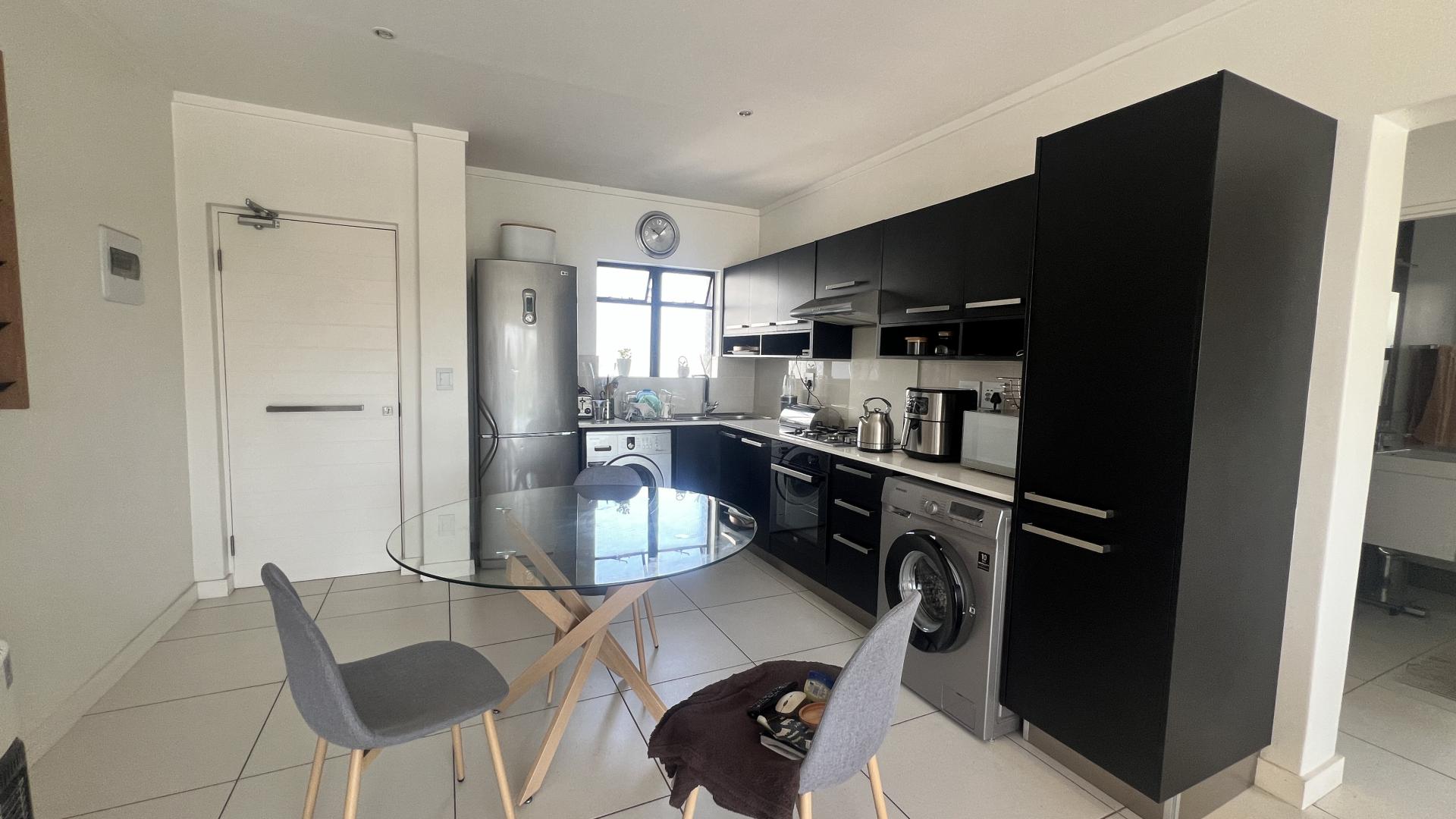 Dining Room of property in Lone Hill