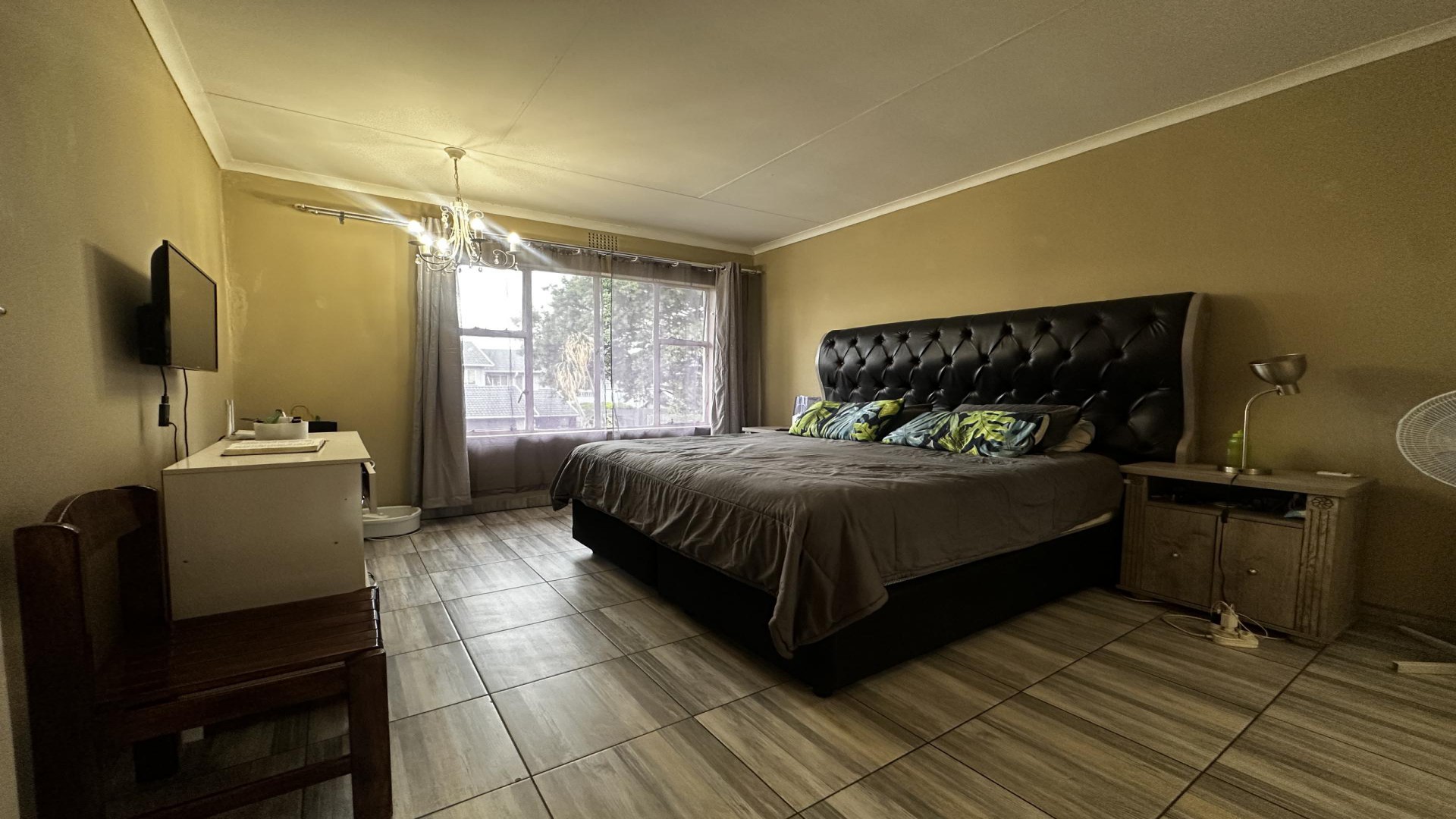 Bed Room 1 of property in Florida North