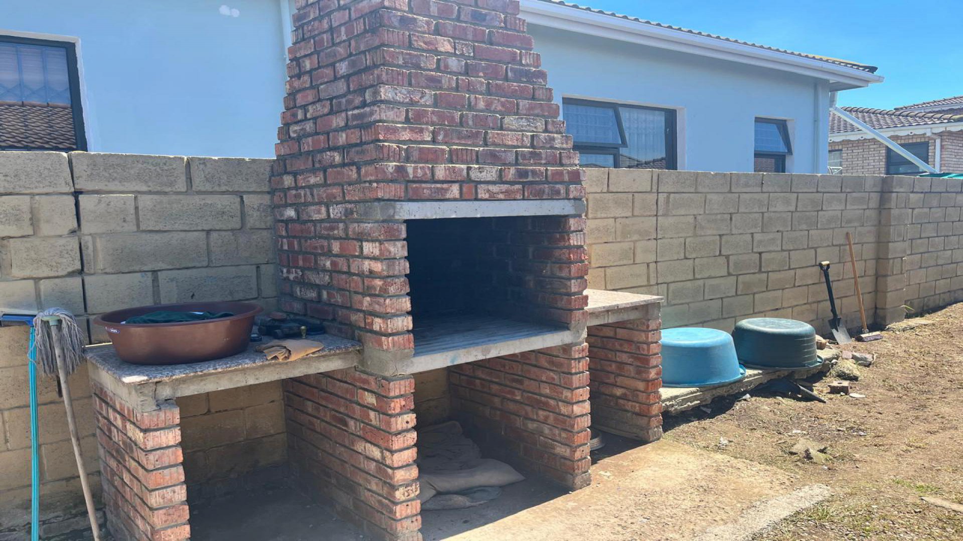 Braai Area of property in Bluewater Bay
