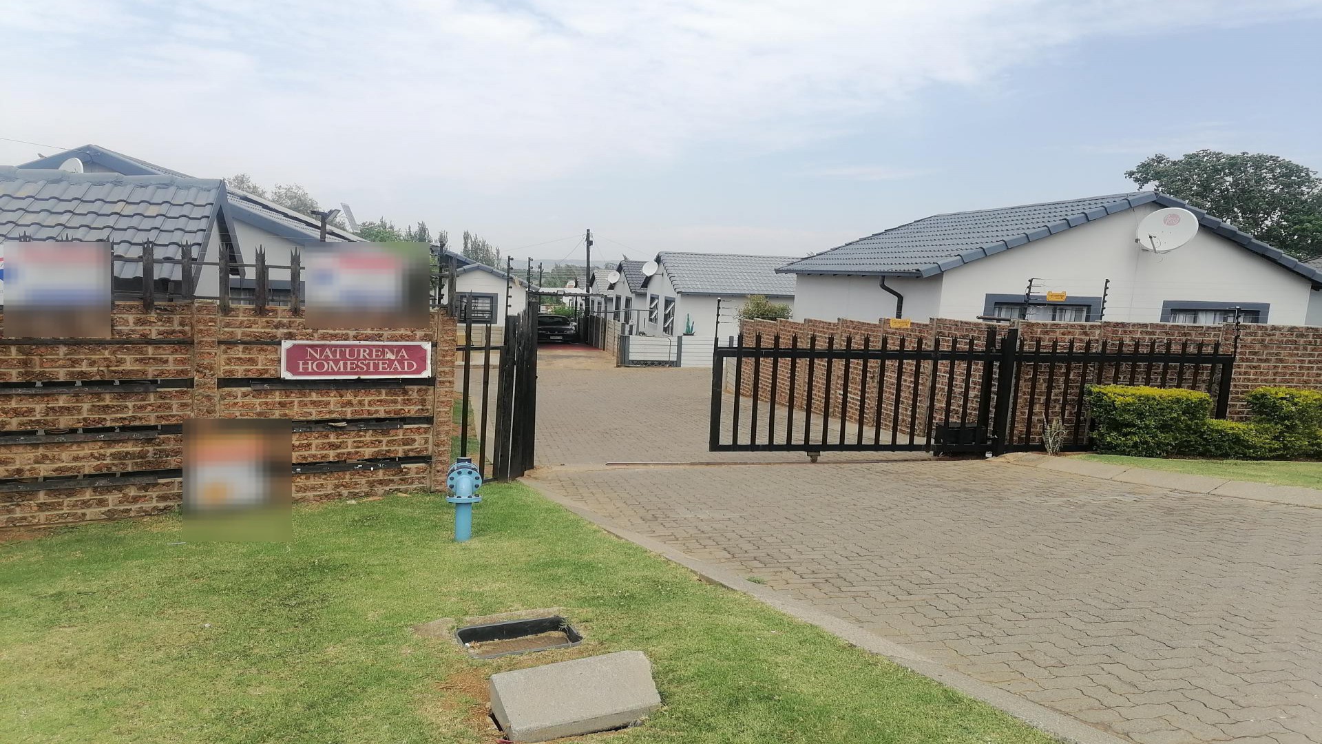 Front View of property in Naturena