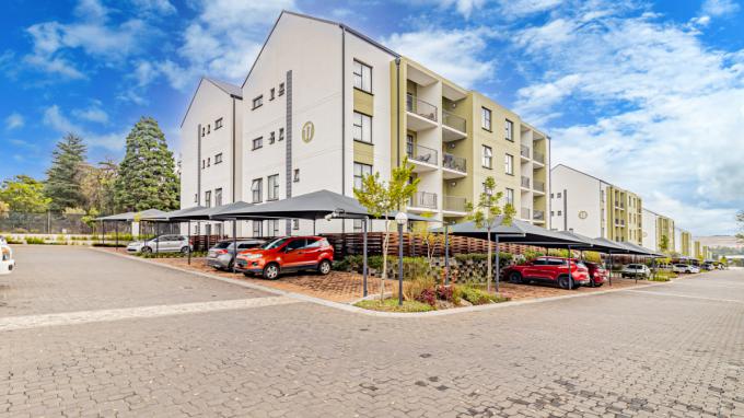 2 Bedroom Apartment for Sale For Sale in Linbro Park A.H. - MR724601
